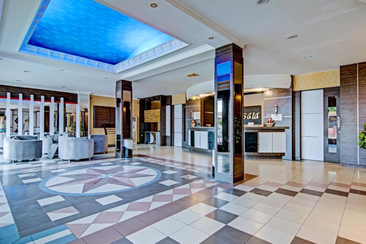 Oyo 90697 Hotel Wisata Dumai Exterior photo