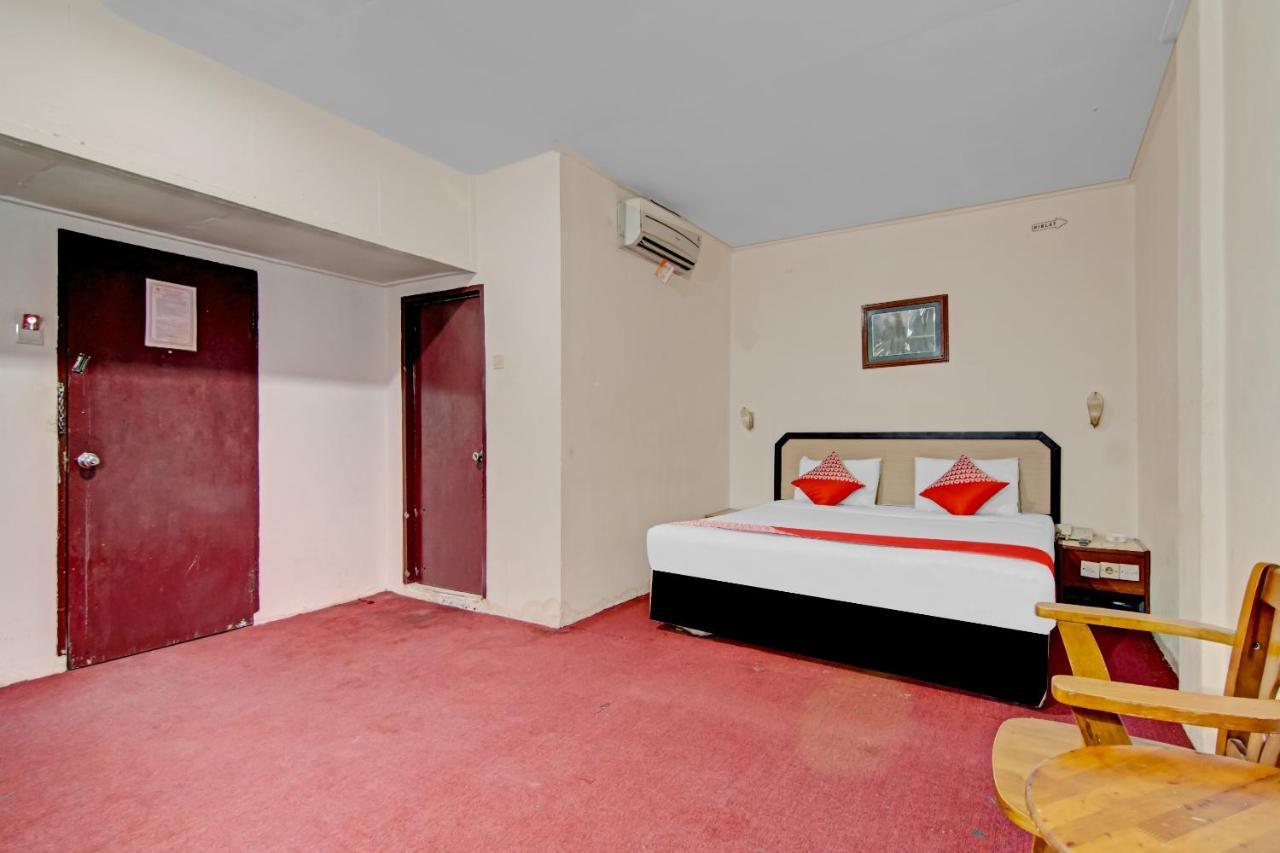 Oyo 90697 Hotel Wisata Dumai Exterior photo