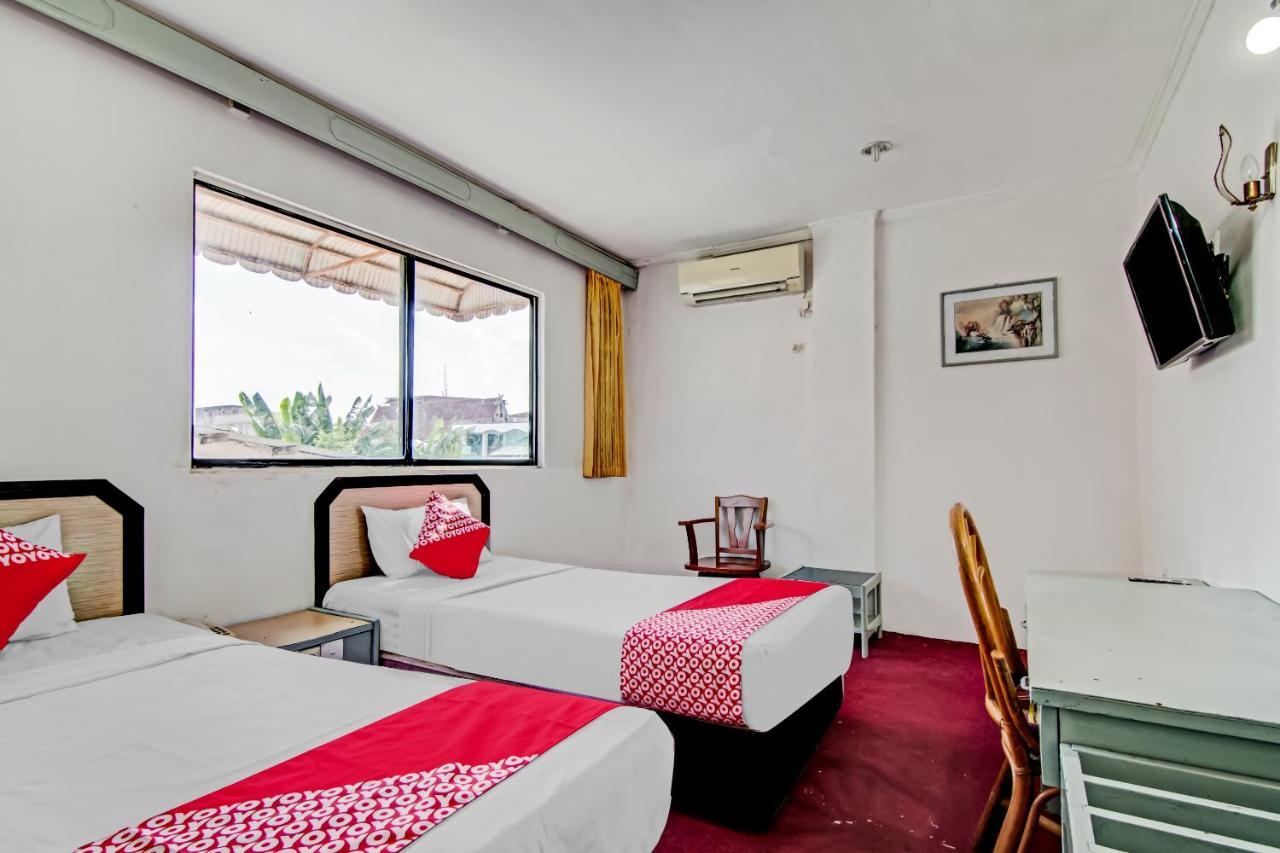 Oyo 90697 Hotel Wisata Dumai Exterior photo